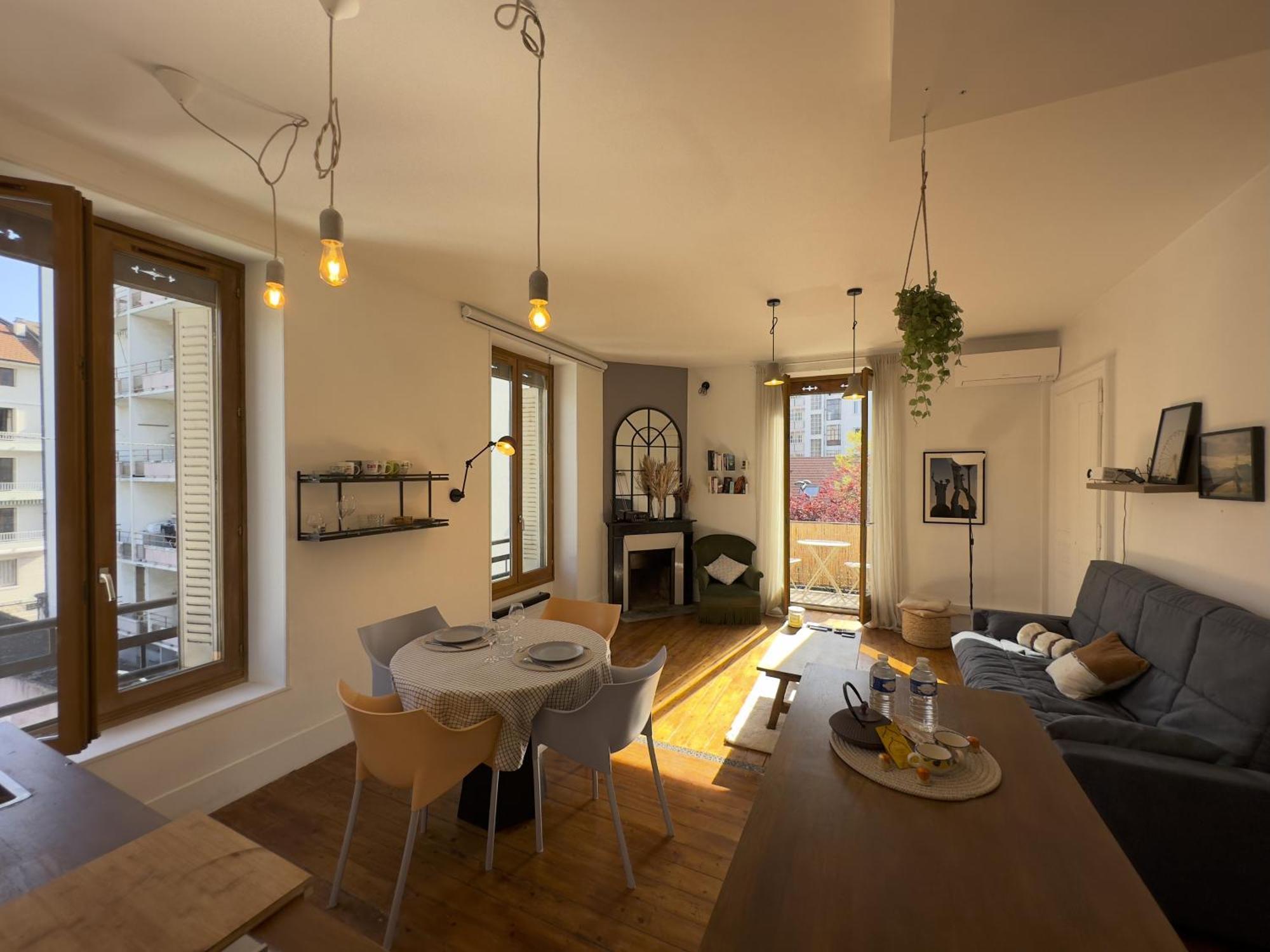 Duplex Loft - Central & Home Cinema Annecy Exterior foto